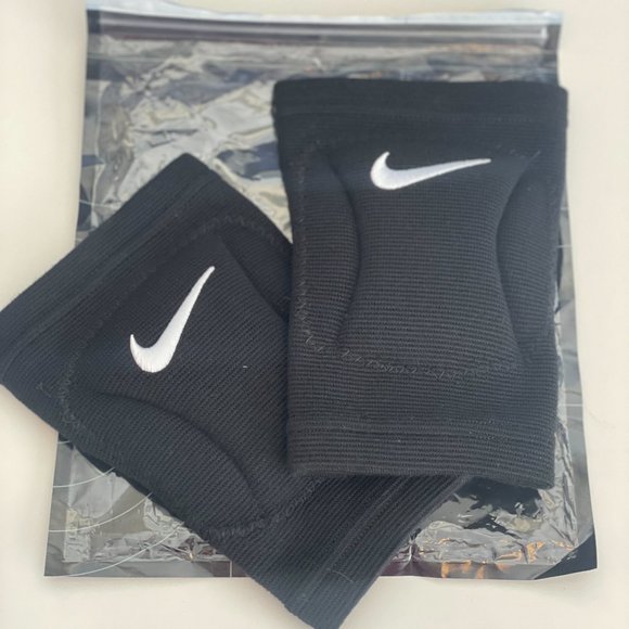 COPY - COPY - COPY - COPY - COPY - Nike Streak Dri-Fit Volleyball Knee Pads (Bl… - Picture 1 of 2